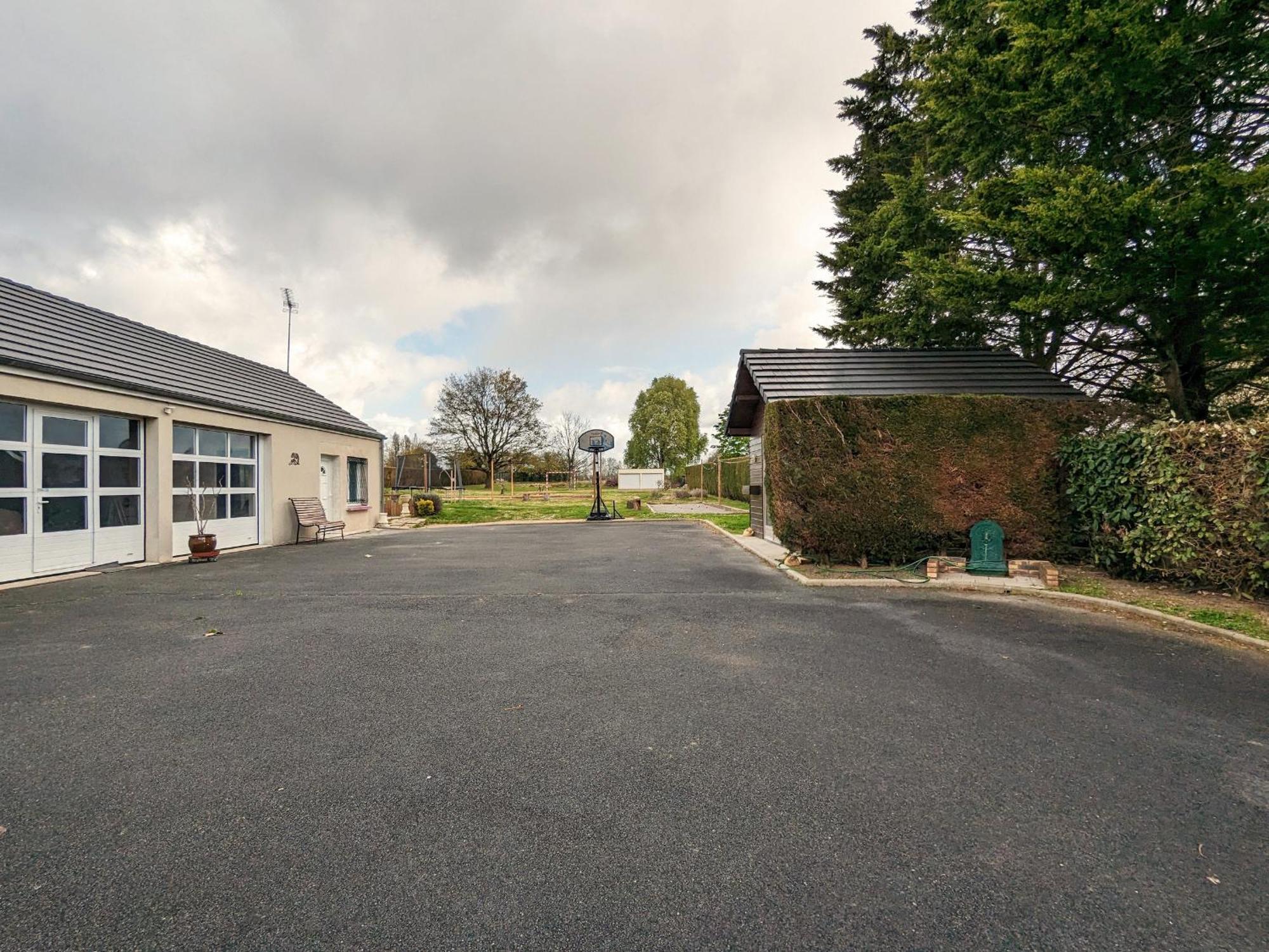 Sejour En Berry Avec Piscine Interieure Chauffee - Fr-1-591-632 Villa Niherne Eksteriør bilde